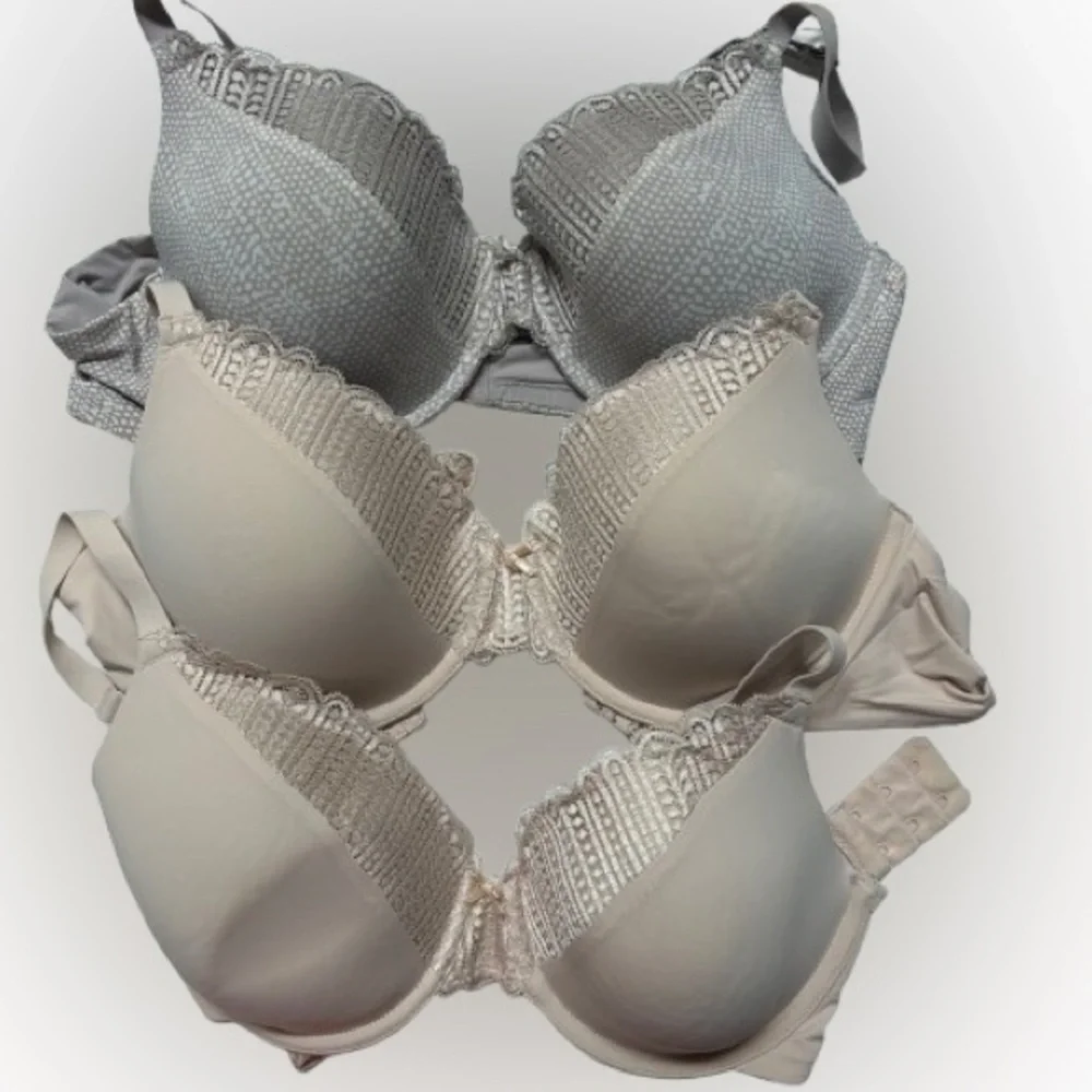 Bundle!  FOUR Maiden  Bras. gently worn underwire. Lightly padded 36C.